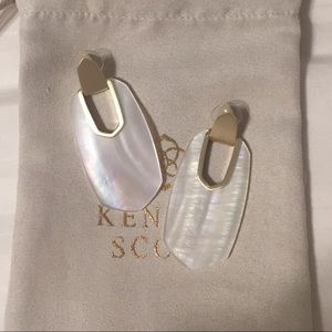 Kendra Scott “Kailyn” earrings in ivory